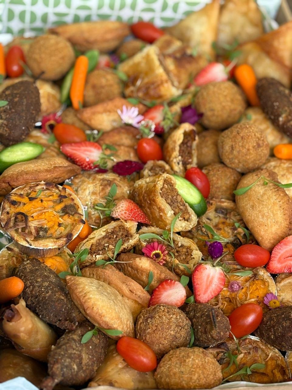 Savouries Plant Picnic grazing box